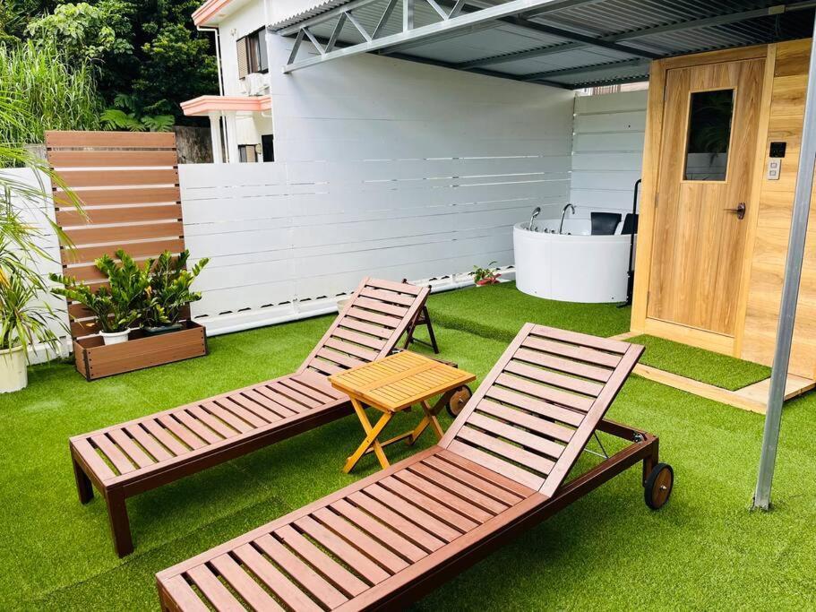 新規オープン サウナ Bbq ジャグジー付き 最大7名 無料駐車場4台 ビーチまで車で5分 Sky House Villa Uruma Bagian luar foto